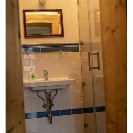 1-bed Flat Near Forest & River *